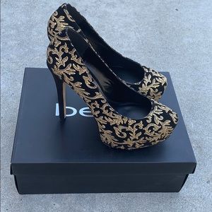 Sparkly gold & black heels
